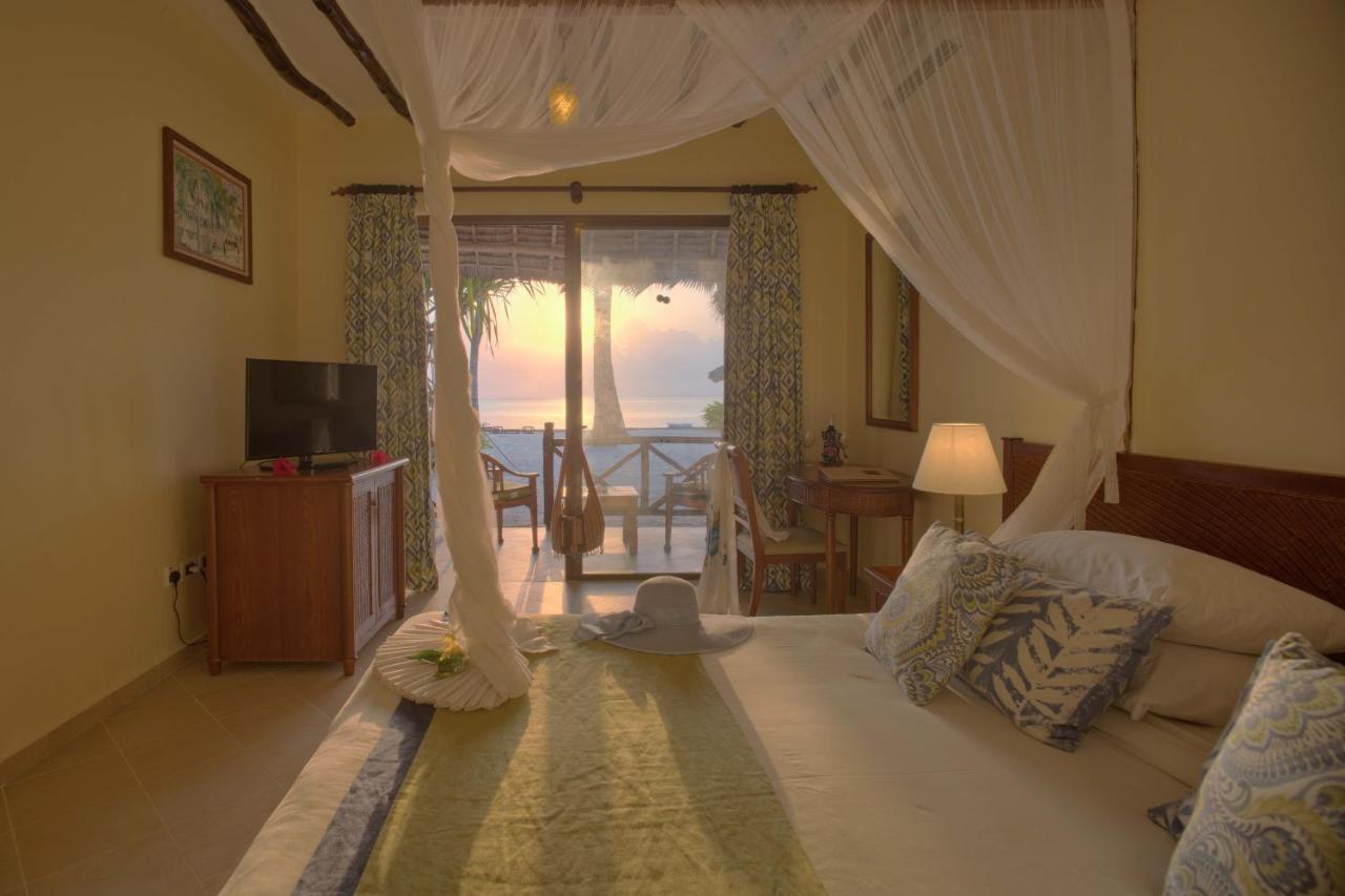 Sultan Sands Island Resort & Spa Кивенга Екстериор снимка