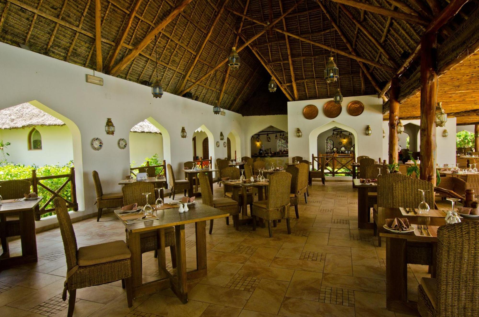 Sultan Sands Island Resort & Spa Кивенга Екстериор снимка