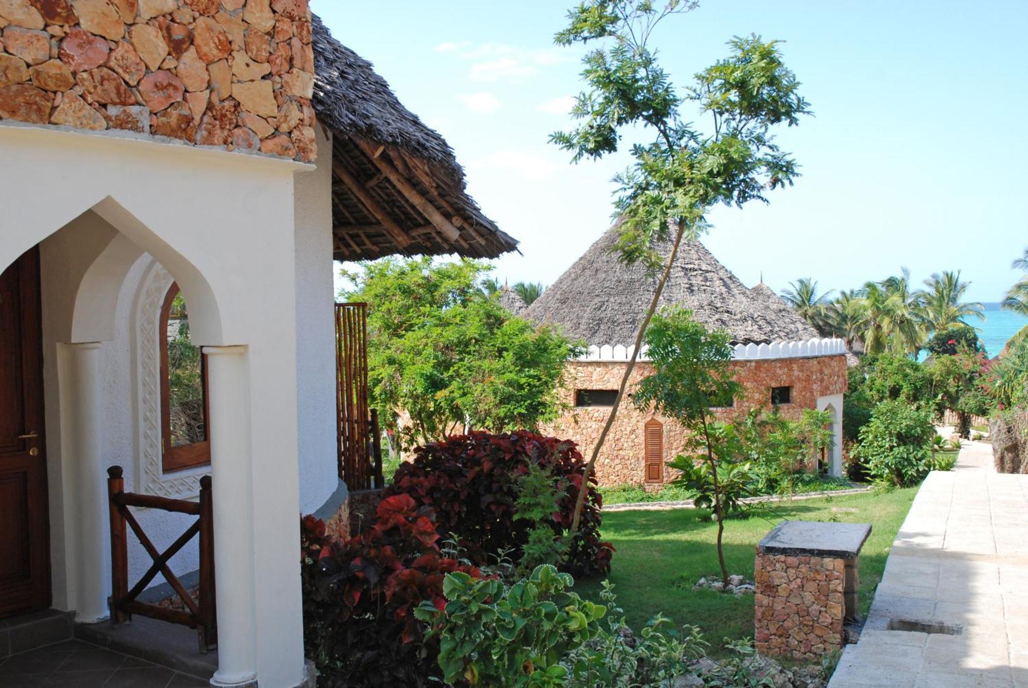 Sultan Sands Island Resort & Spa Кивенга Екстериор снимка