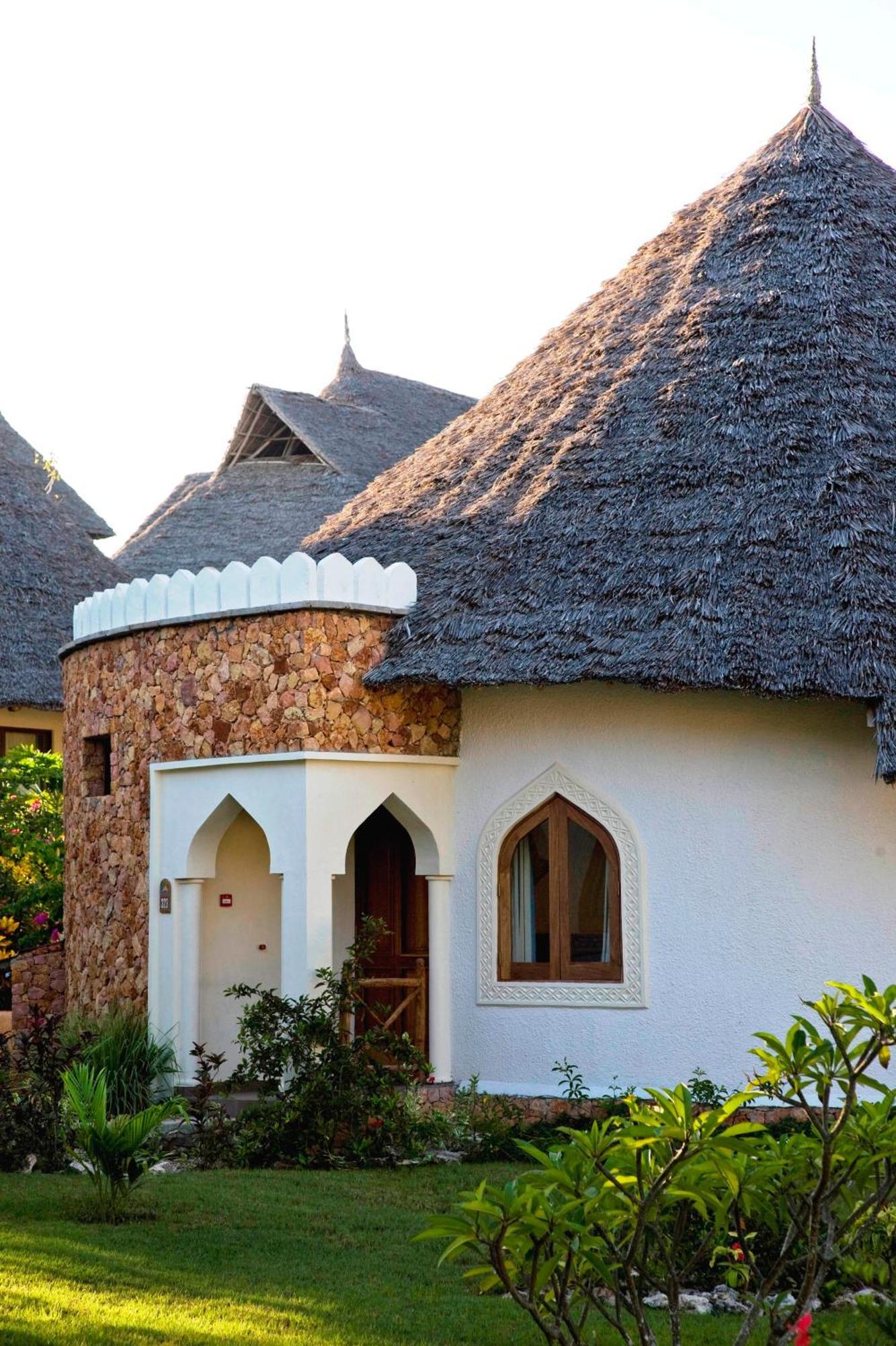 Sultan Sands Island Resort & Spa Кивенга Екстериор снимка