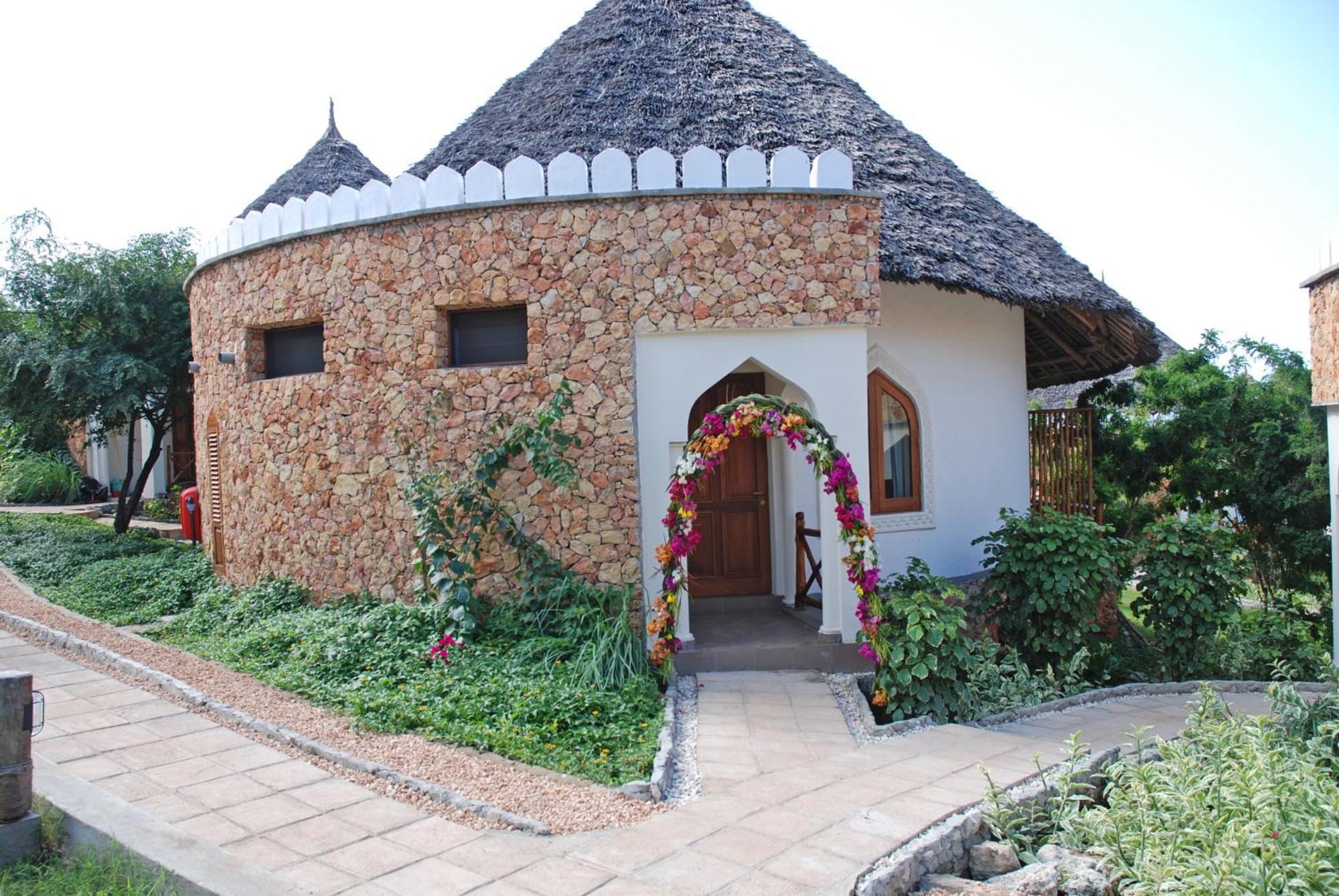Sultan Sands Island Resort & Spa Кивенга Екстериор снимка