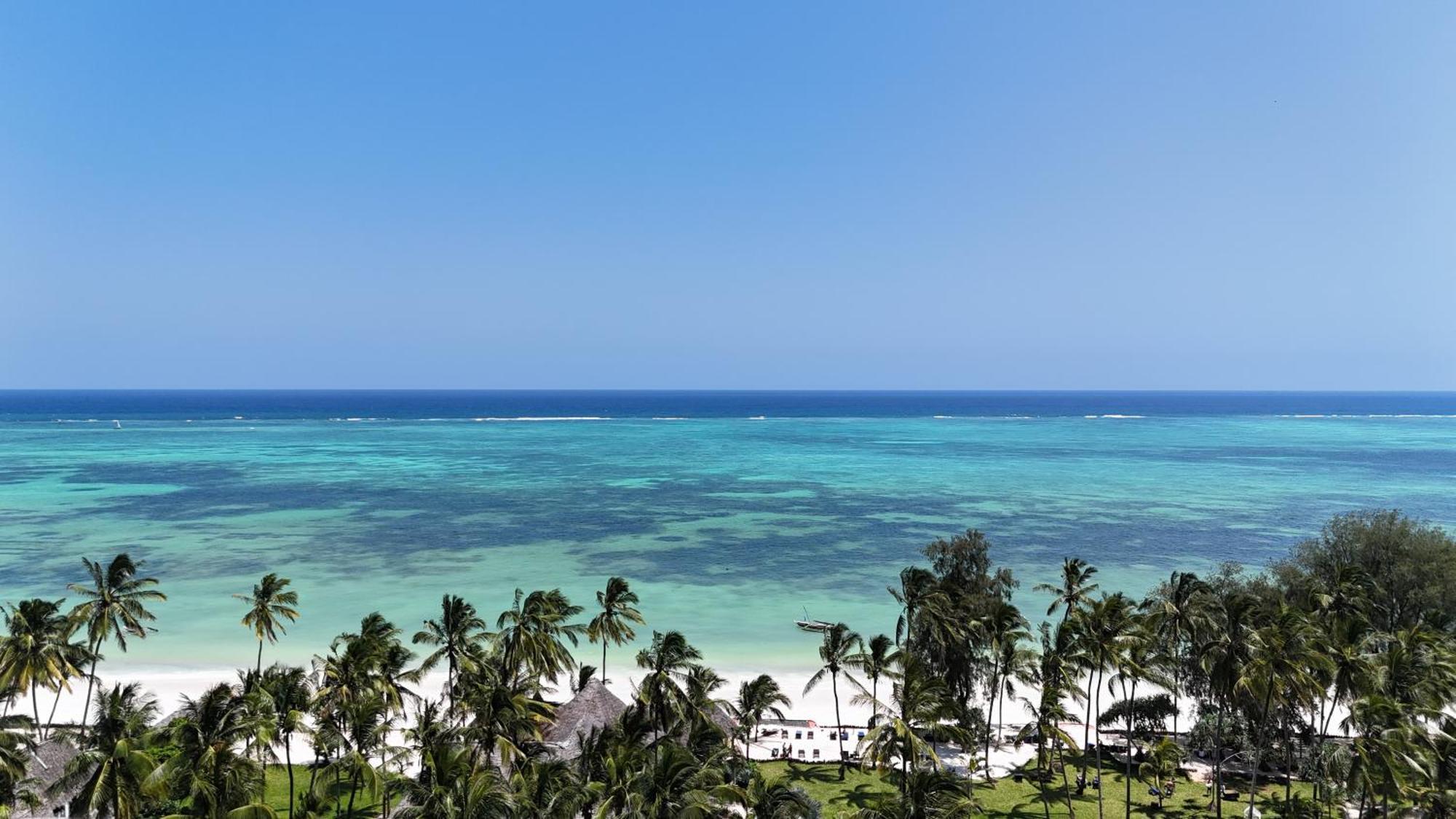 Sultan Sands Island Resort & Spa Кивенга Екстериор снимка